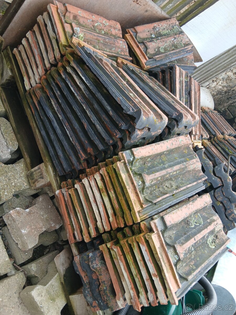 Střešní krytina , tašky pálené - 3