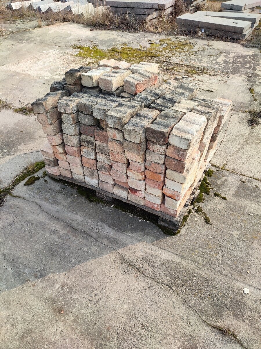 ŠAMOTOVÉ CIHLY - 3