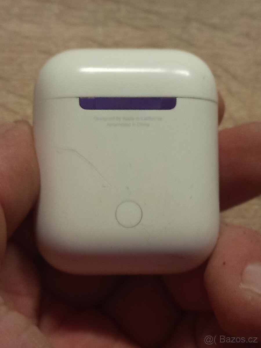 Prodám Apple Airpods 2 generace - 3