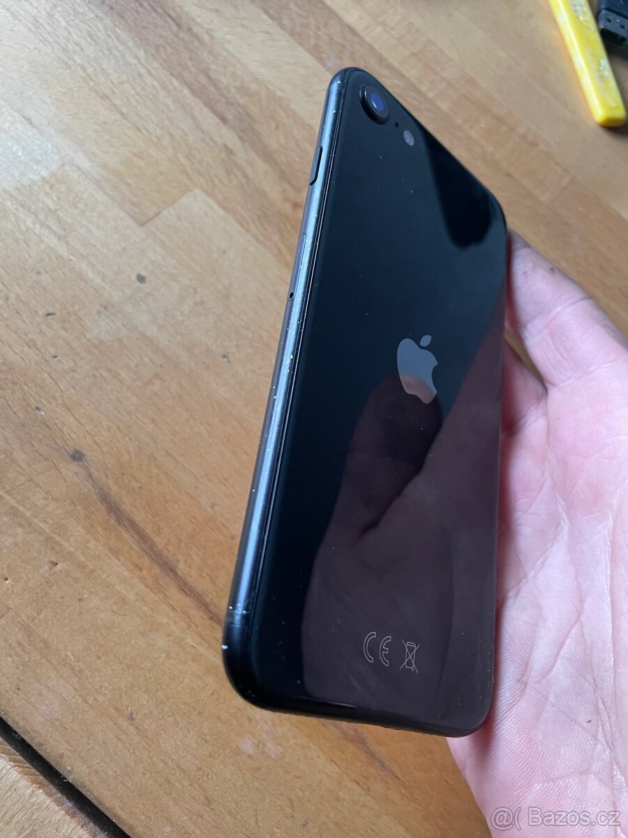 IPhone SE 2020 - 3