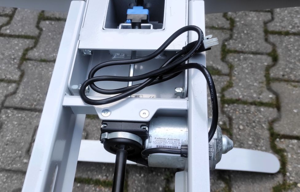 Elektricky výškově stavitelný stůl Hobis Motion Ergo - 3M - 3