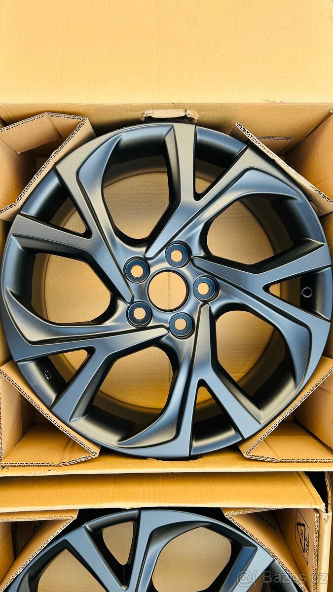 NOVÉ Alu kola 18” Toyota - 3