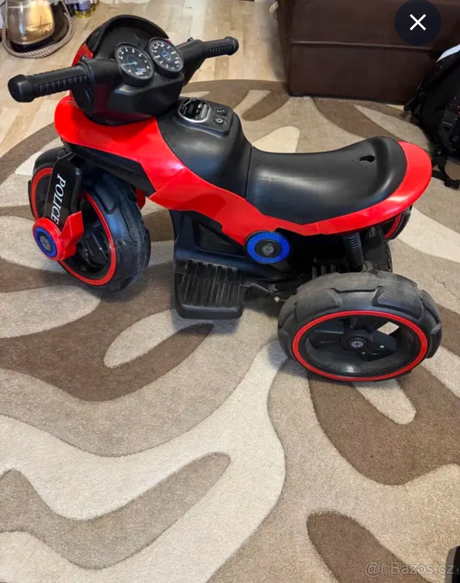 Dětská elektrická motorka Baby Mix POLICE červená. 1 300 Kč - 3