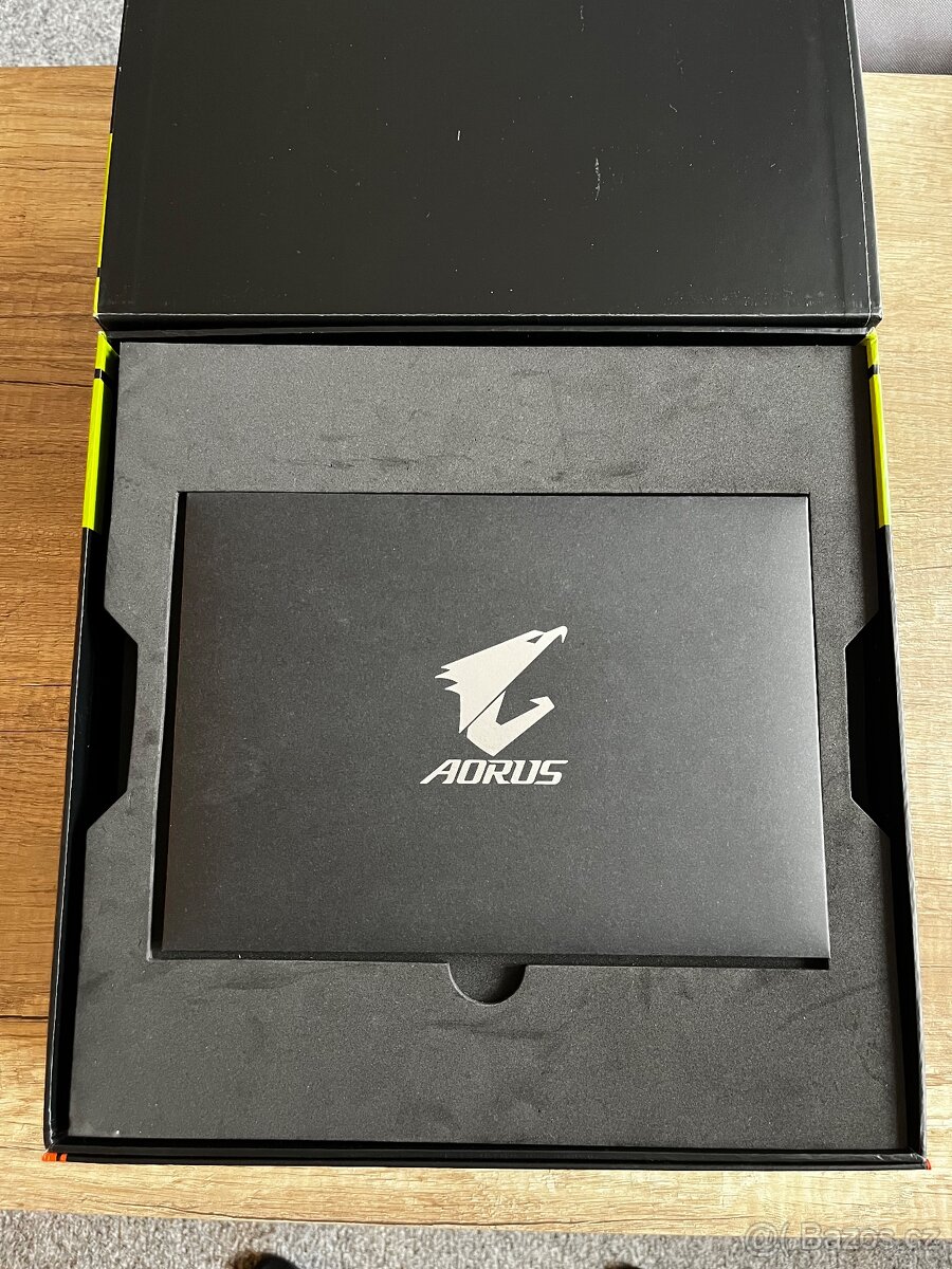 AORUS GeForce RTX 3080 XTREME WATERFORCE WB 10GB - 3
