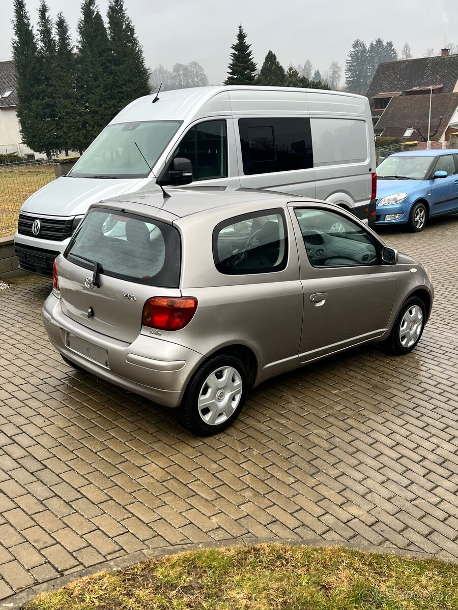 Toyota Yaris 1.4 D4d - 3