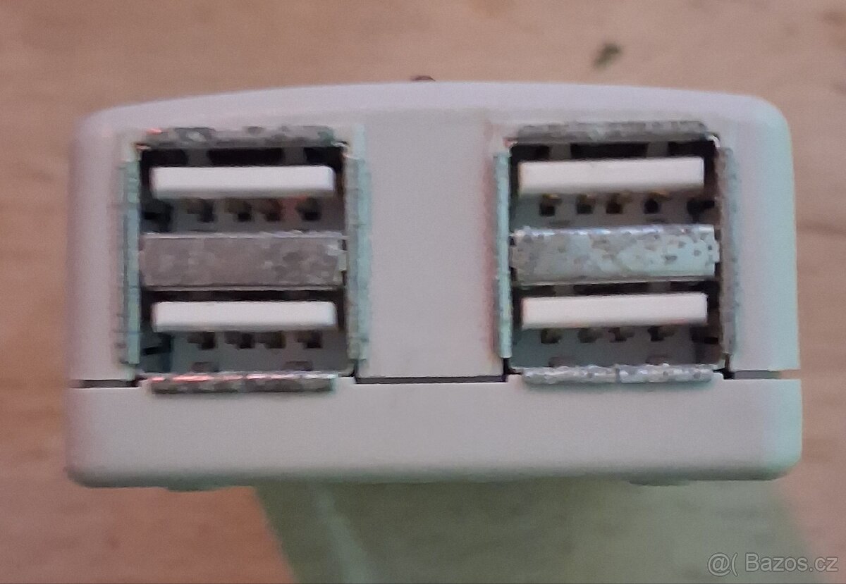 USB 4-Port HUB - 1 ks - 3