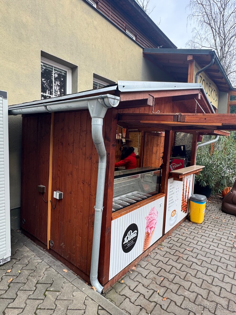 Prodejní stánek 3x2 m - 3