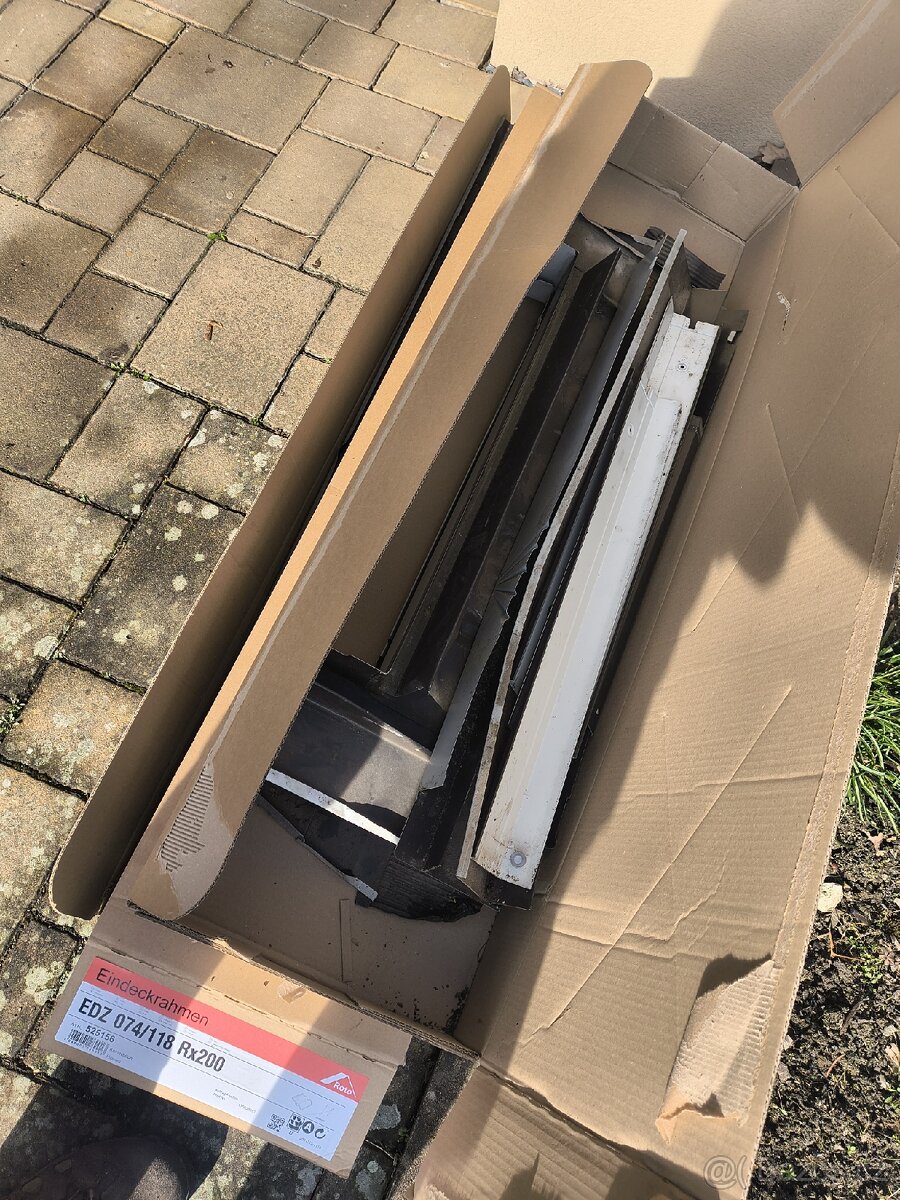 Střešní okna 054/078 + 074/118 - 3