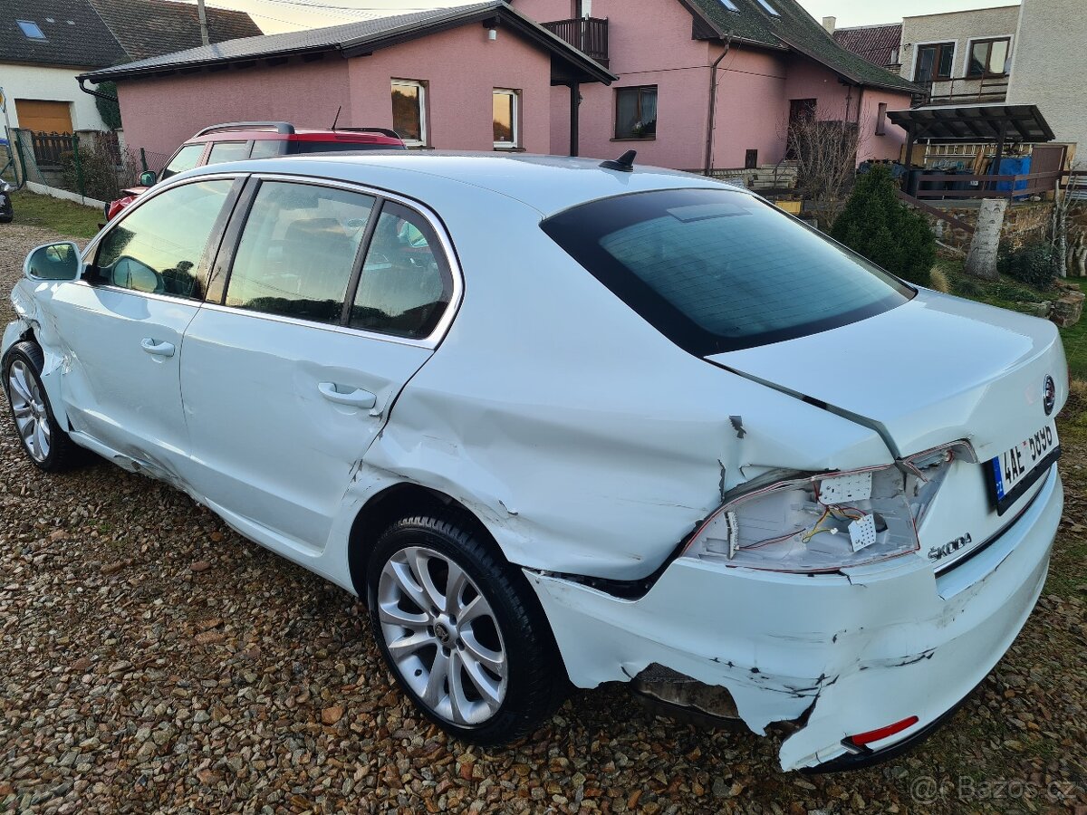 ŠKODA SUPERB II 2.0 TDi / 103 kW 4x4 - 3