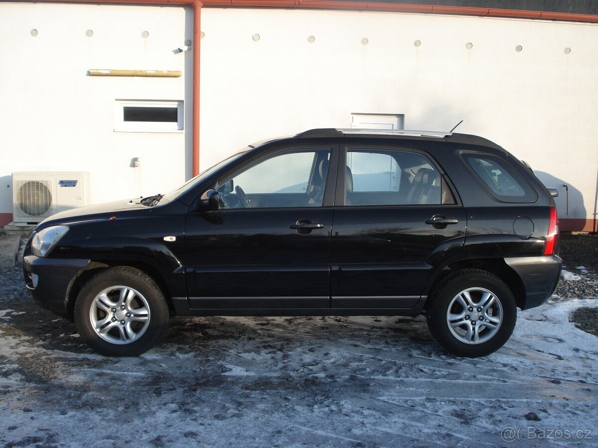 Kia Sportage 2.0 CRDI 4 x 4,NOVÁ STK - 3