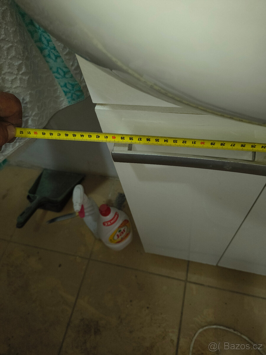 Umyvadlo se skříňkou - 3
