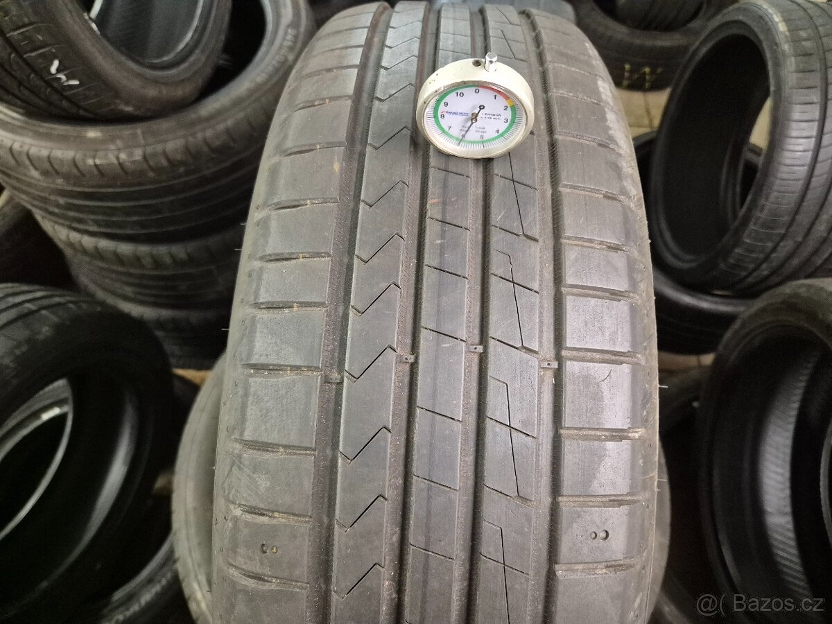 215/65 R17 HANKOOK (5,5mm) č.16161/b10 - 3