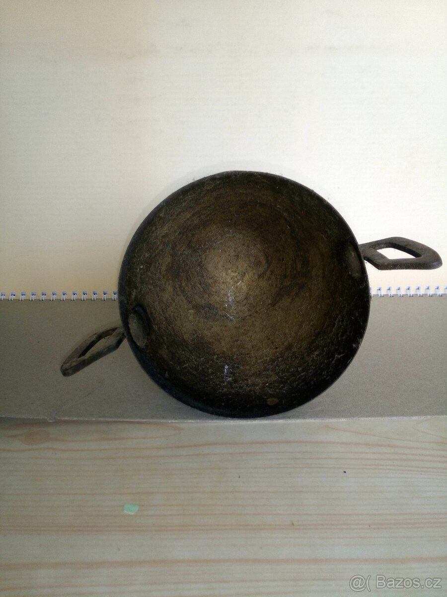 Kovový pohár - 3