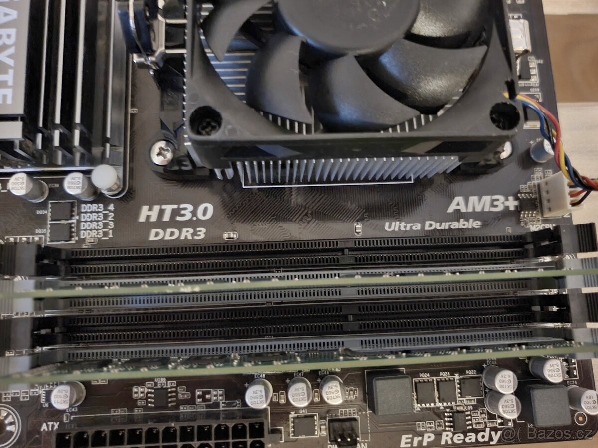 GA-970A-DS3P + AMD Phenom II X2 555+ 8gb ddr3 (AM3+) - 3