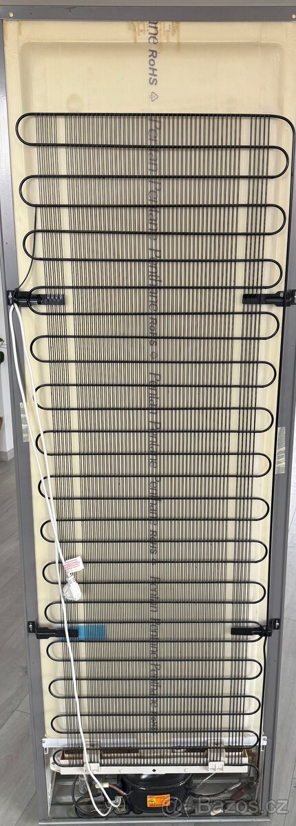 Lednice s mrazákem Gorenje nerez šedá - 3