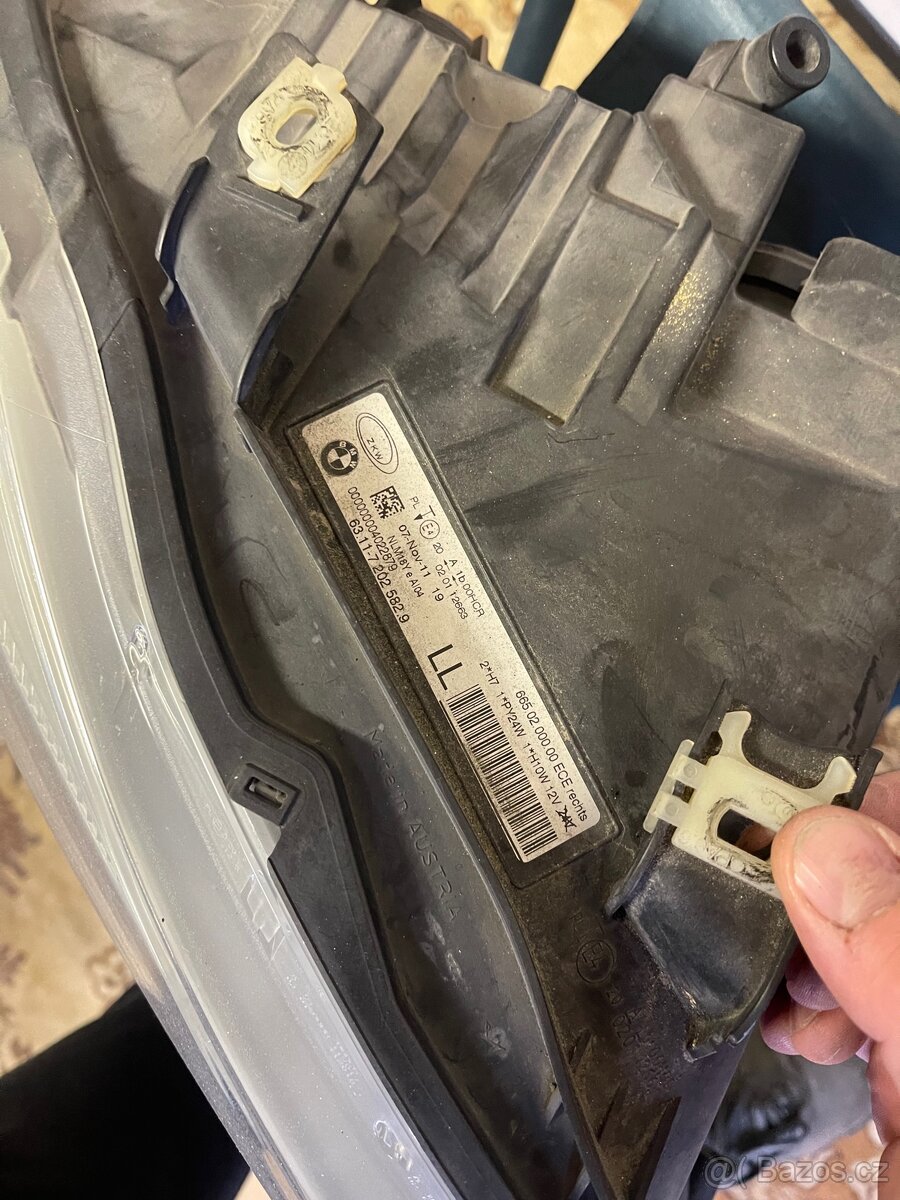 Pravé světlo LCI BMW E90 - 3