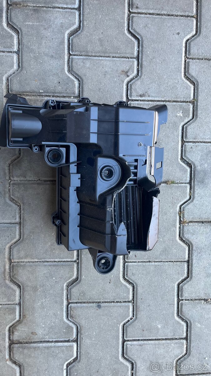 Airbox filtrbox Škoda Superb 147 kw tdi, 5QF129601F - 3