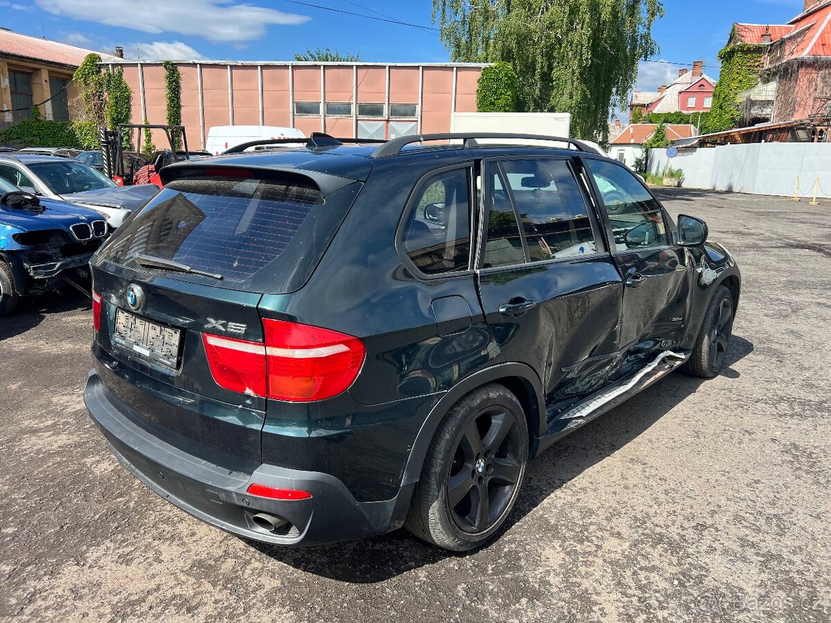 Bmw x5 e70 3.0d 173kw Tiefgrün na díly - 3