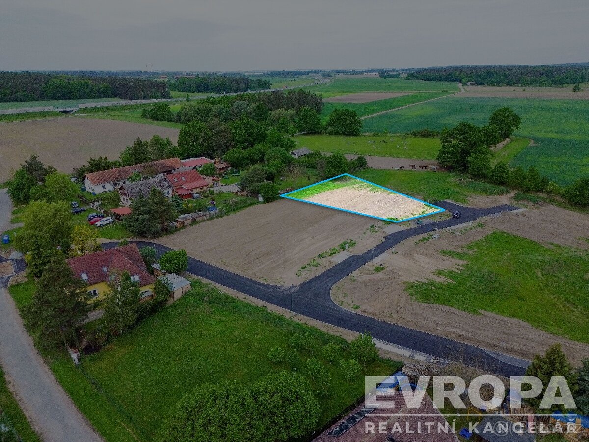 Prodej stavebního pozemku o velikosti 1307 m2 v obci Rokytno - 3