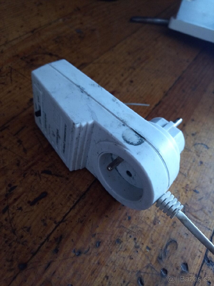 Pokojový termostat drátový bezdrátový ECOSTER CAR V2 - 3