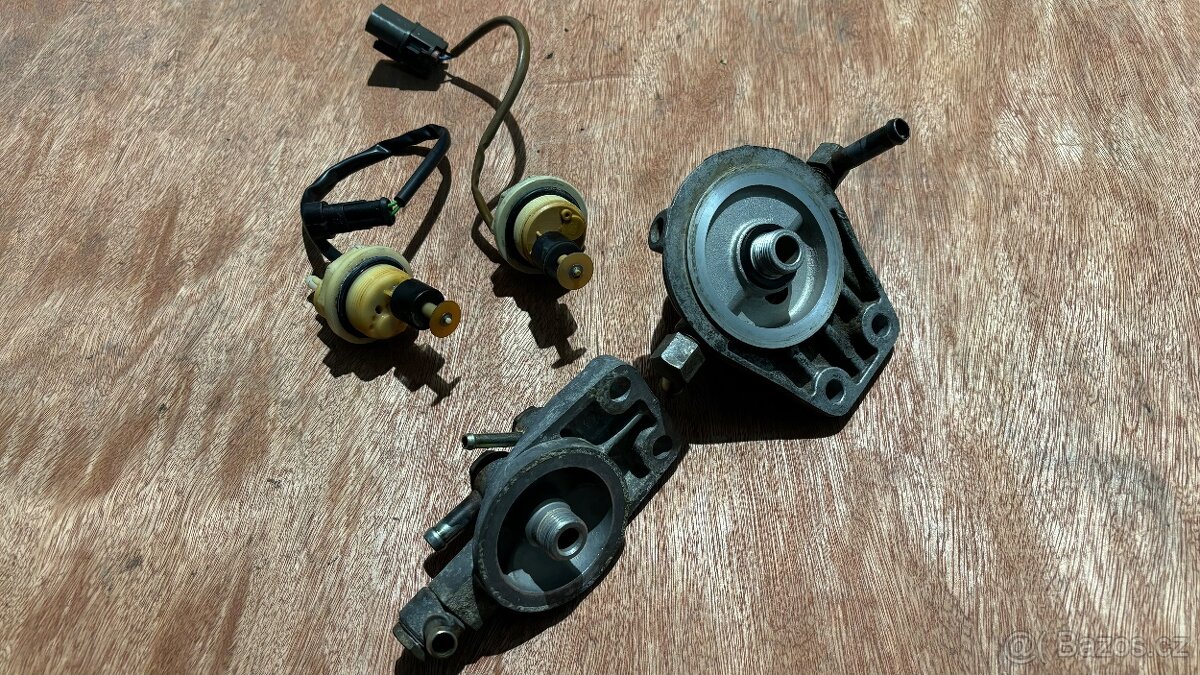 Držáky palivového filtru Nissan Patrol - 3