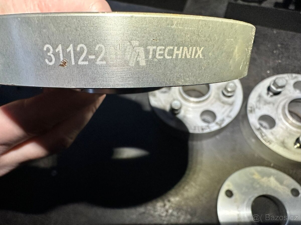 Prodám rožšiřovací podložky TA Technix 3x112 na Smart - 3