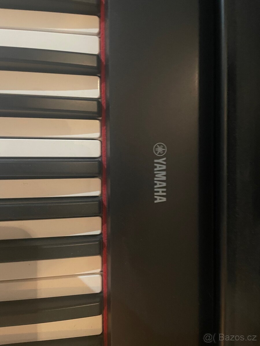 YAMAHA - digitální klávesy NP-12B - 3