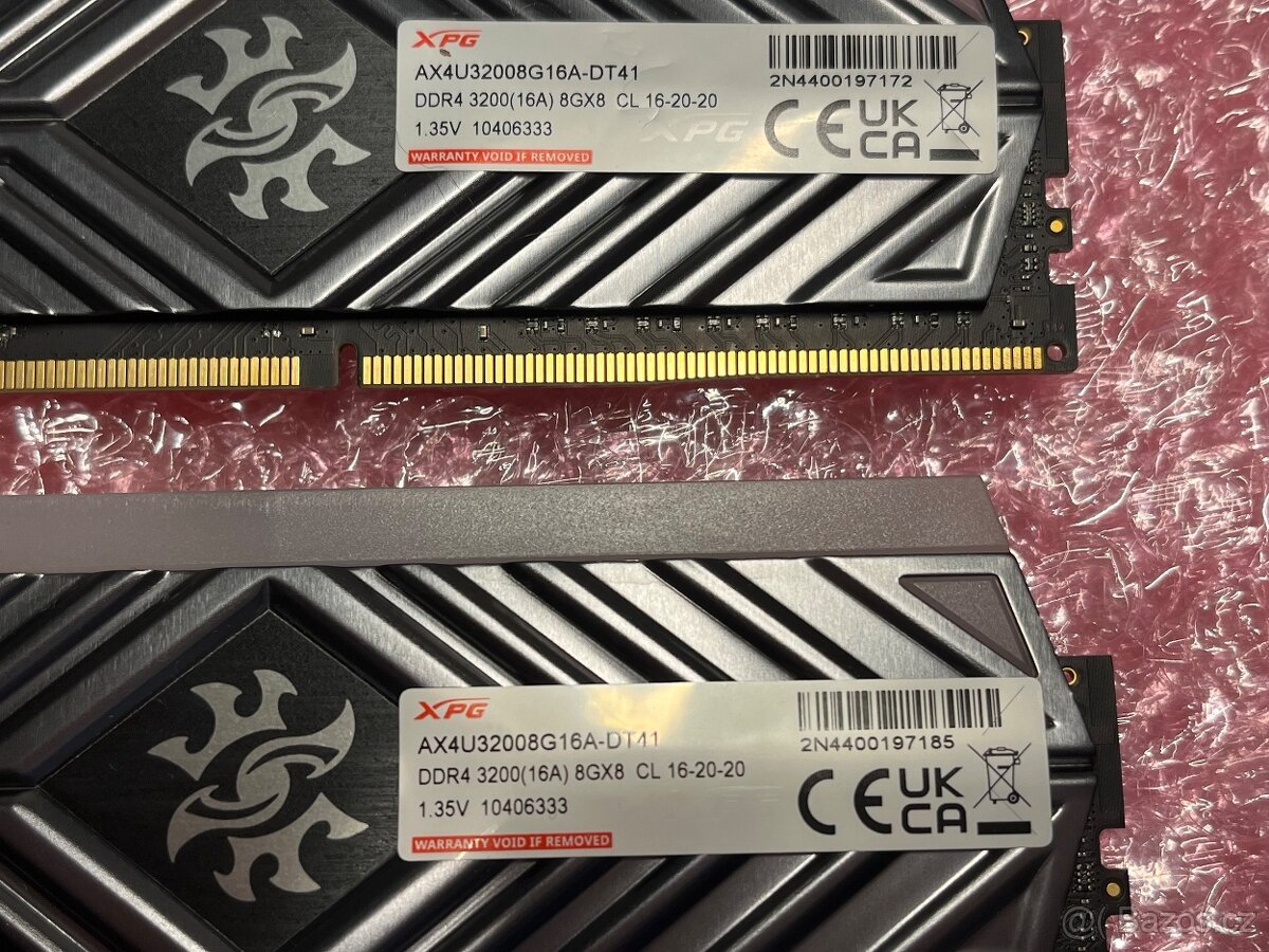 Adata XPG D41 RGB 2x16Gb DDR4 3200mhz CL16 - 3