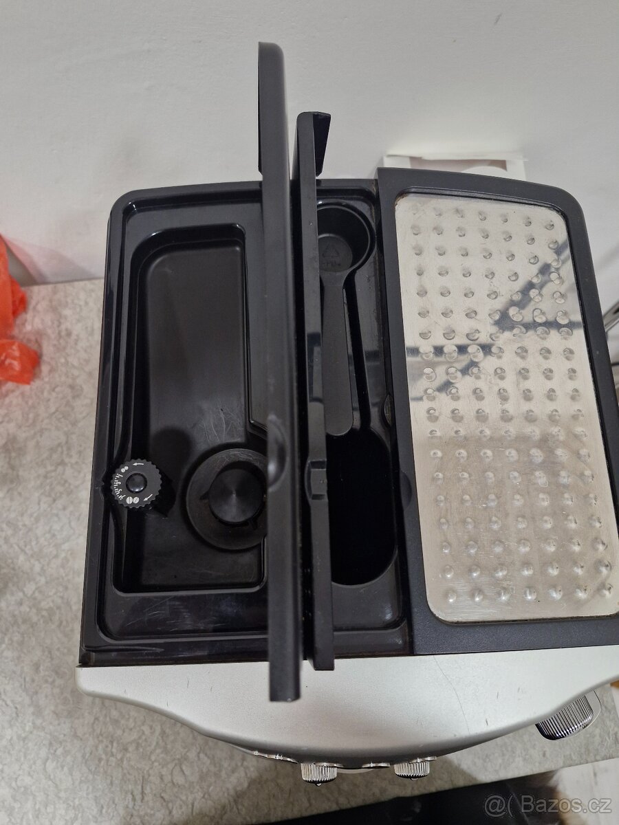 Automatický kávovar delonghi magnifica - 3