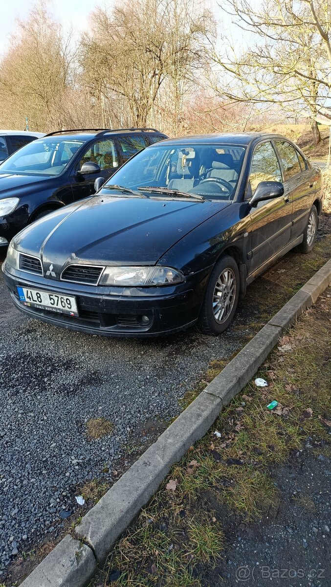 Mitsubishi carisma - 3