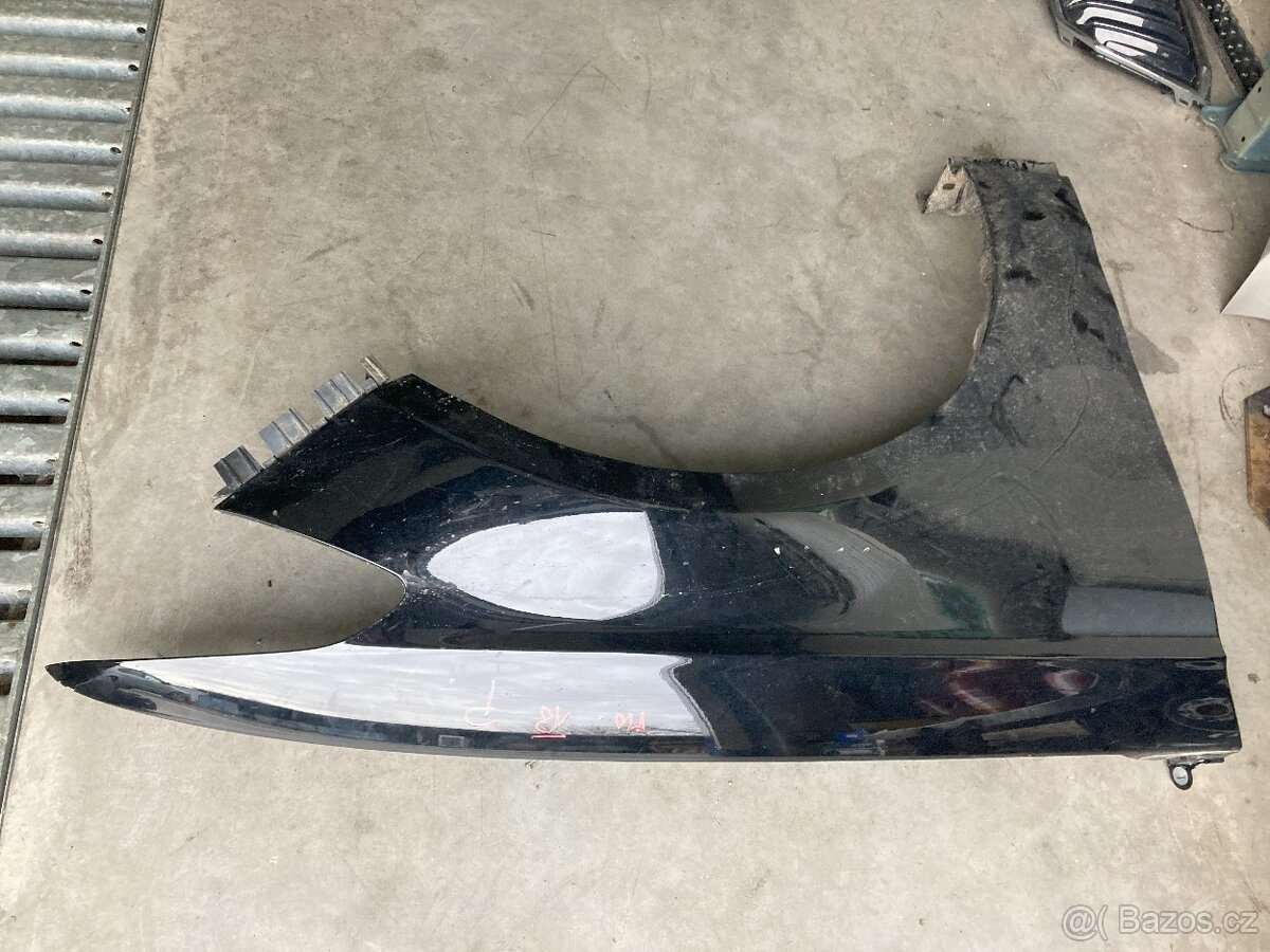 Pravý přední blatník - Ford Mondeo - 3