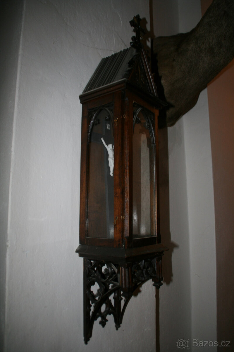 DOMÁCÍ OLTÁŘ - 3