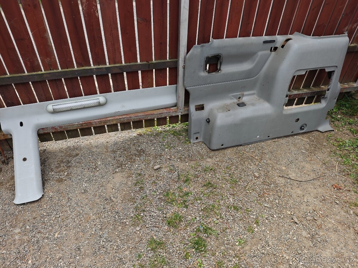 Prodám věci Interiér Multivan T4 - 3