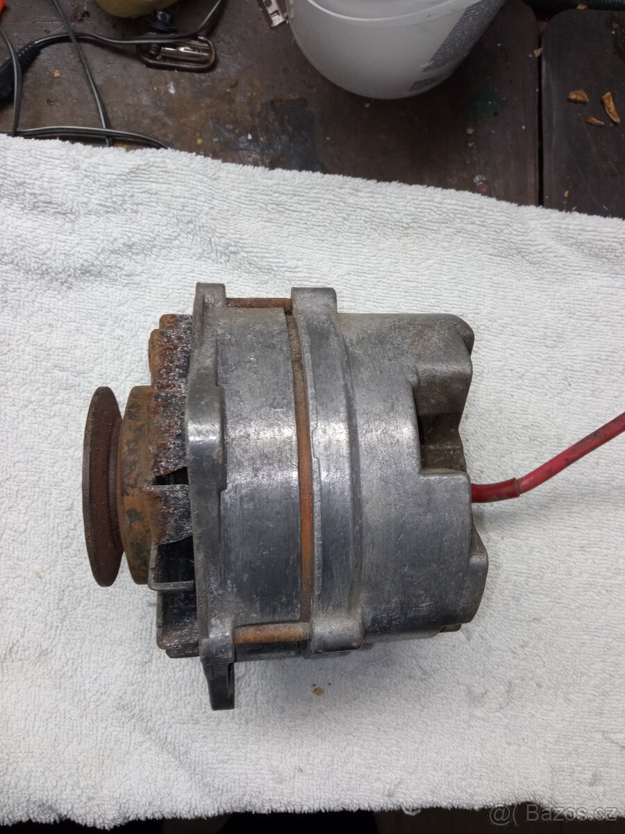Alternátor škoda 100 - 3