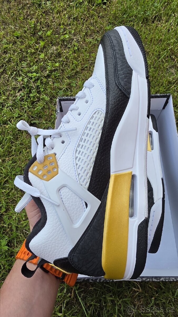 Jordan spizike low 45eu - 3