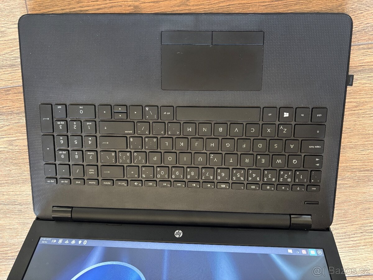 Prodám:HP 15-rb081nc 15,6” / AMD A4 / 4GB / 1TB / Linux Mint - 3