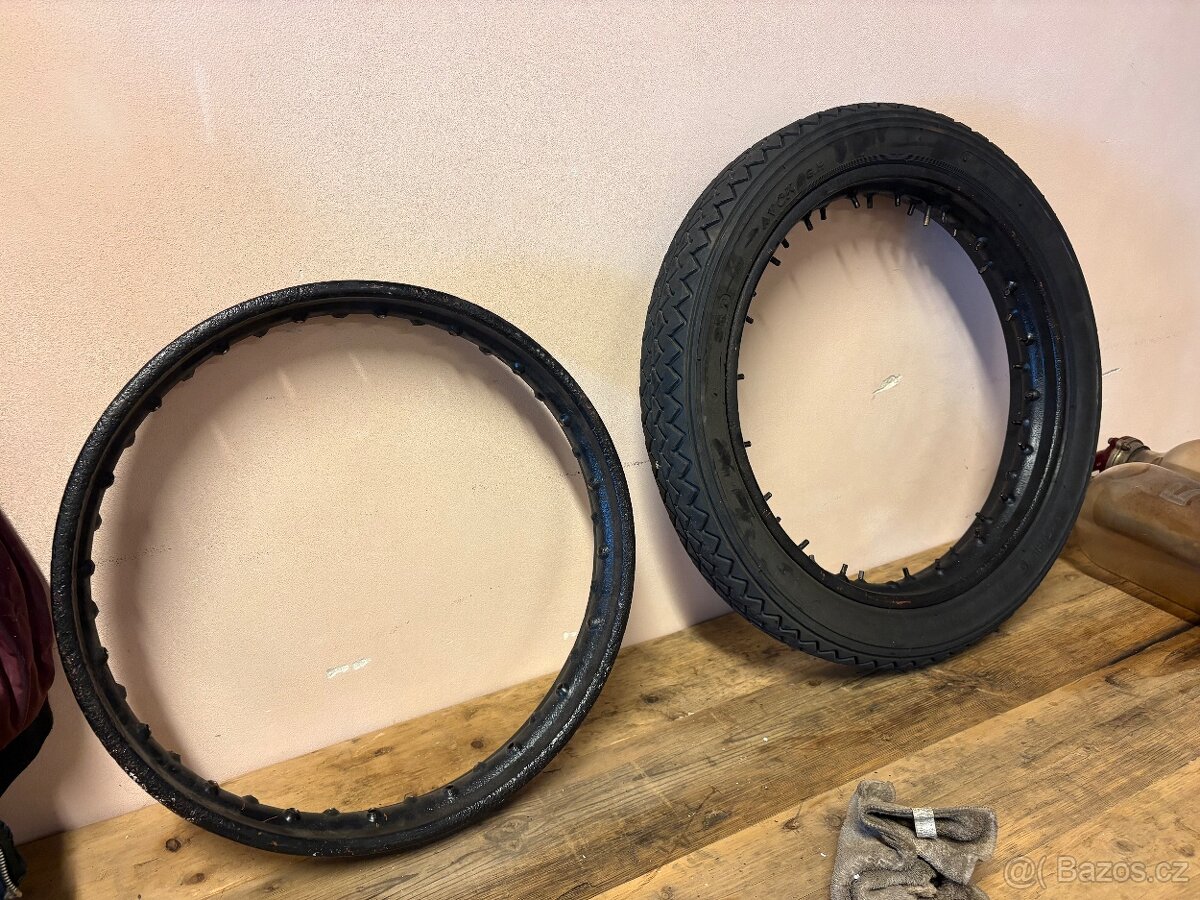 Historické motoráfky 19” - 3