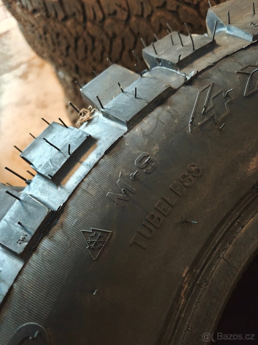 Offroad pneu 235/70 R16 - 3