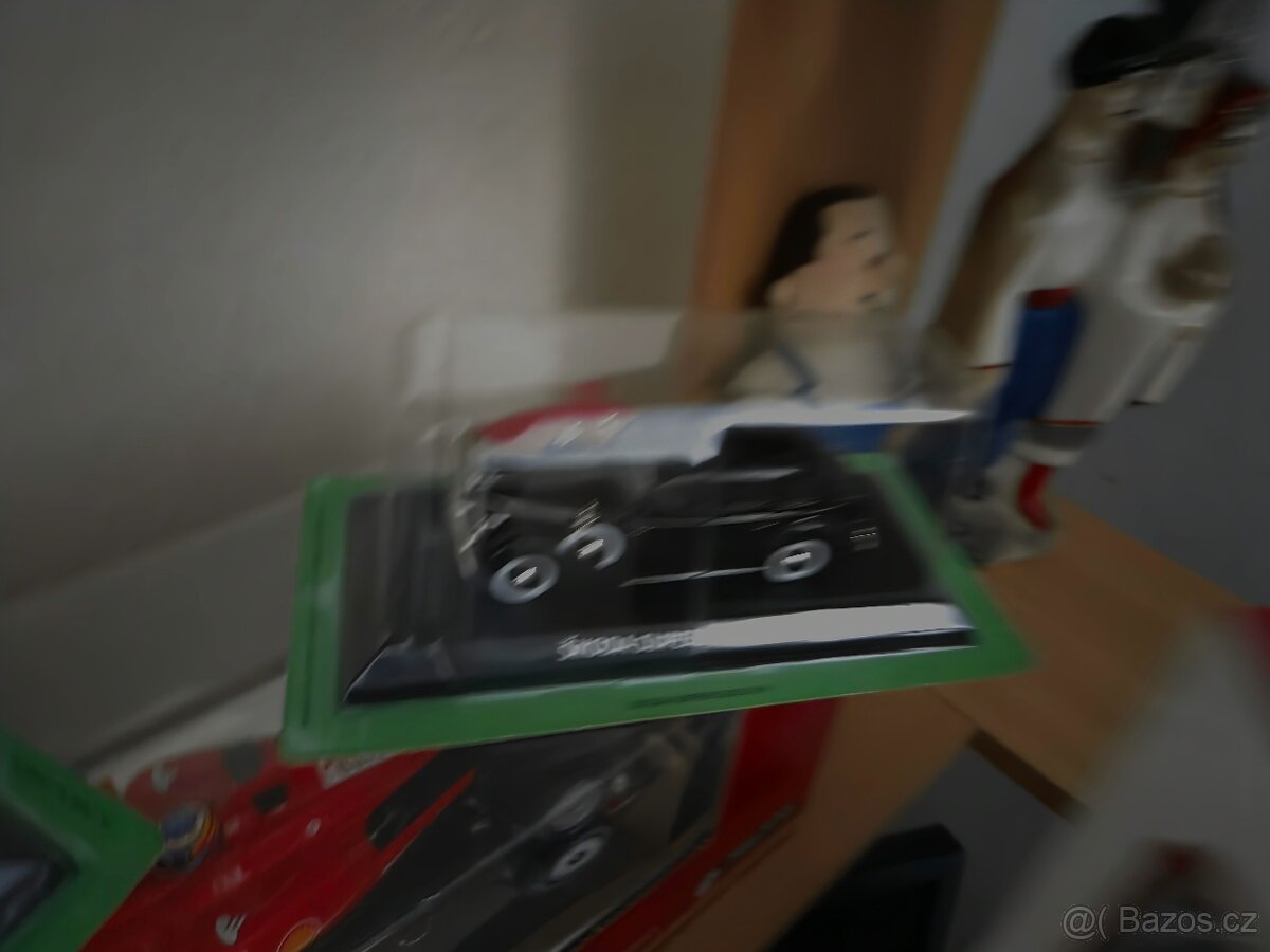 Modely - 3