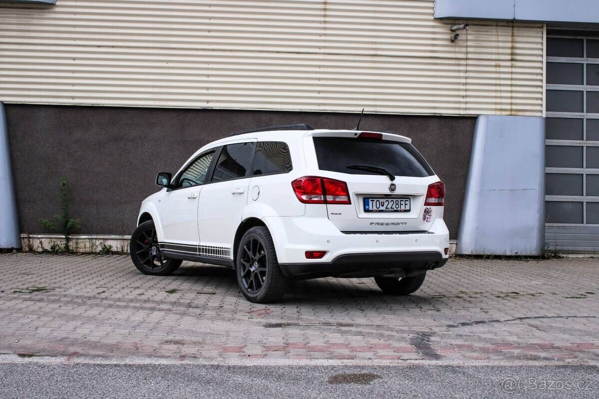 Fiat Freemont 2.0 16V MultiJet Cross 4x4 - 3