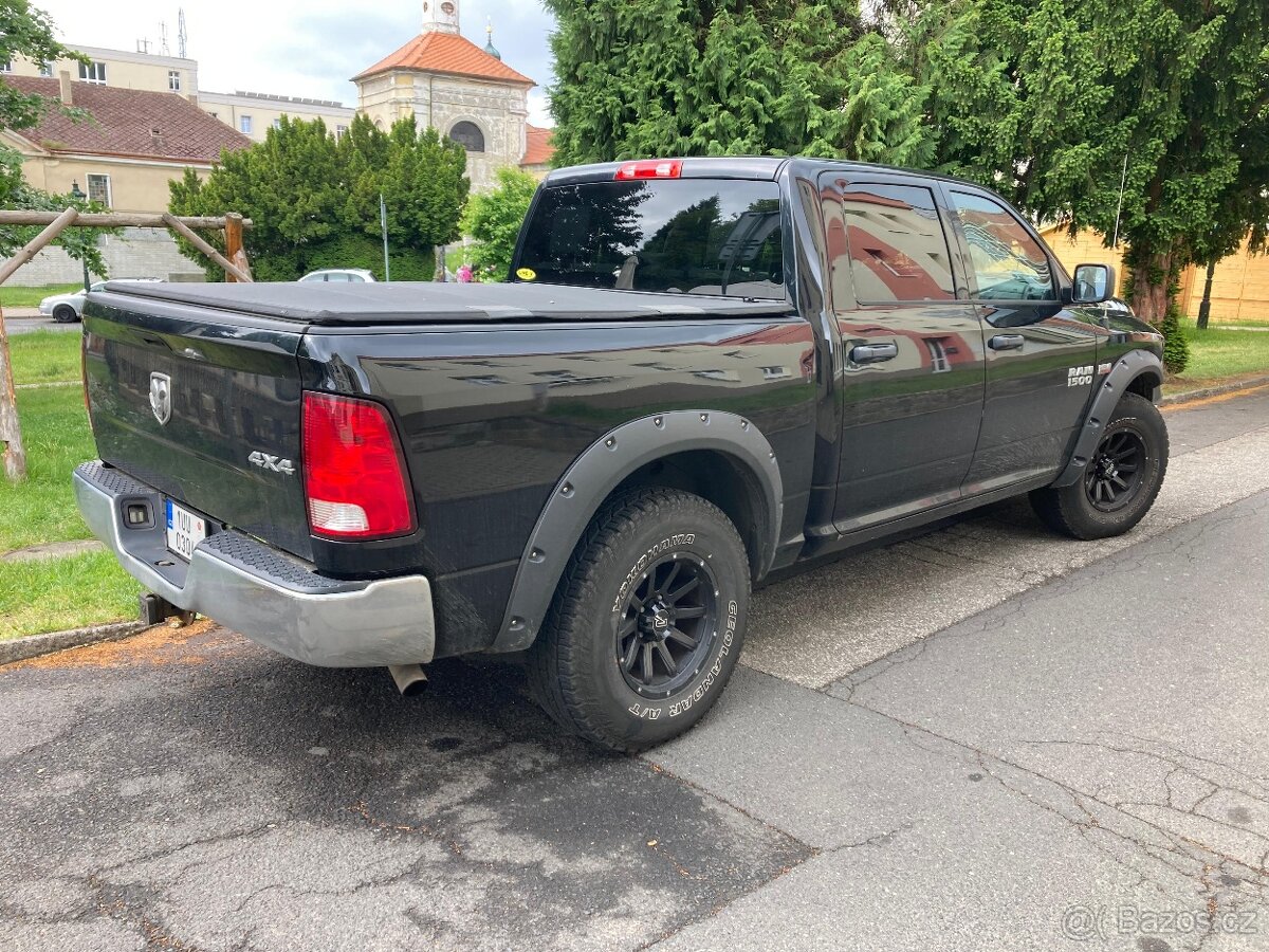 Dodge RAM 1500 Hemi 5.7