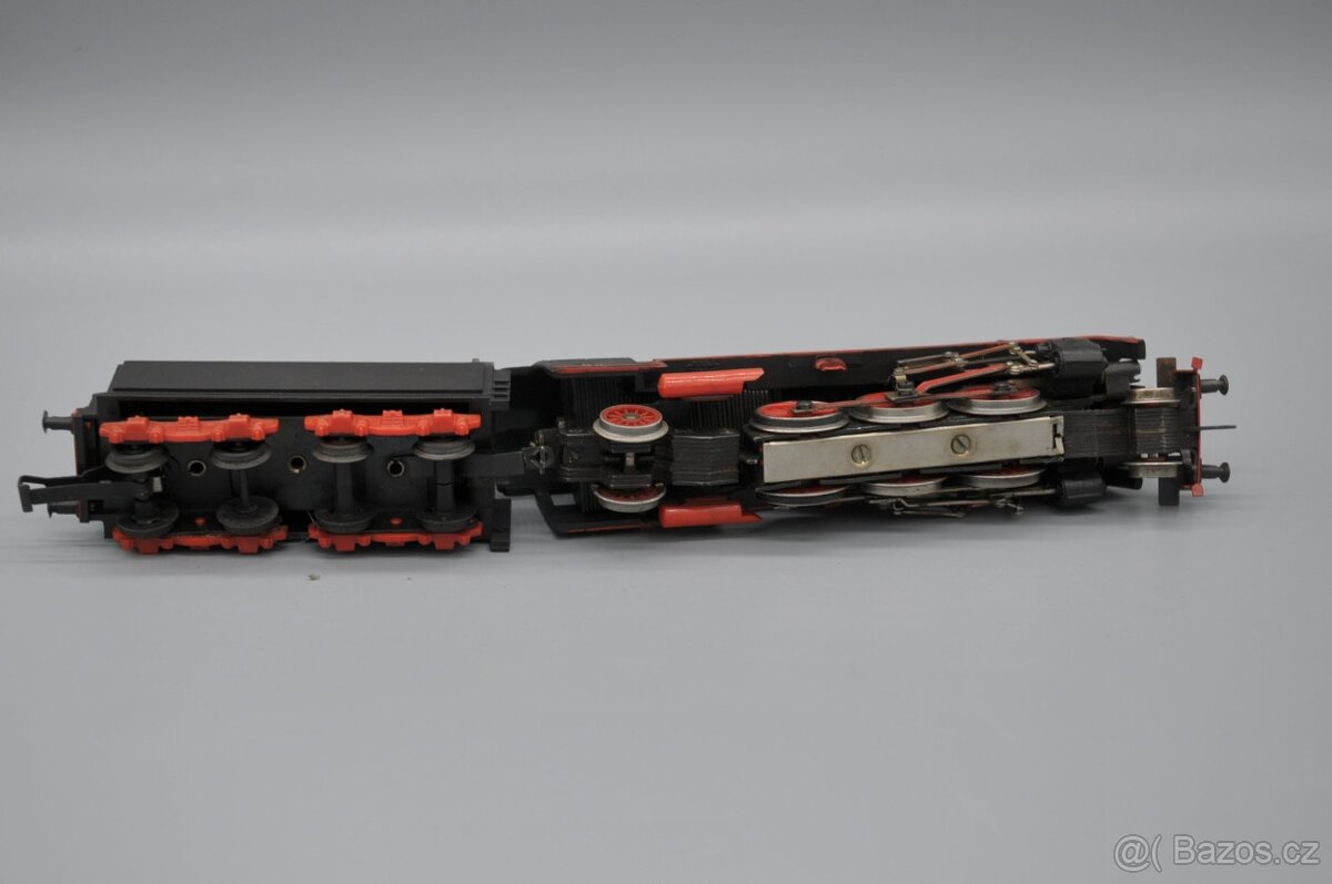4. Parní lokomotiva HO DR 23 001 - 3