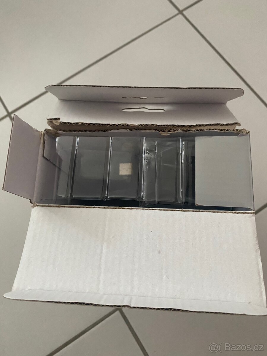 Univerzální nabíječka Connect it 48W - 3