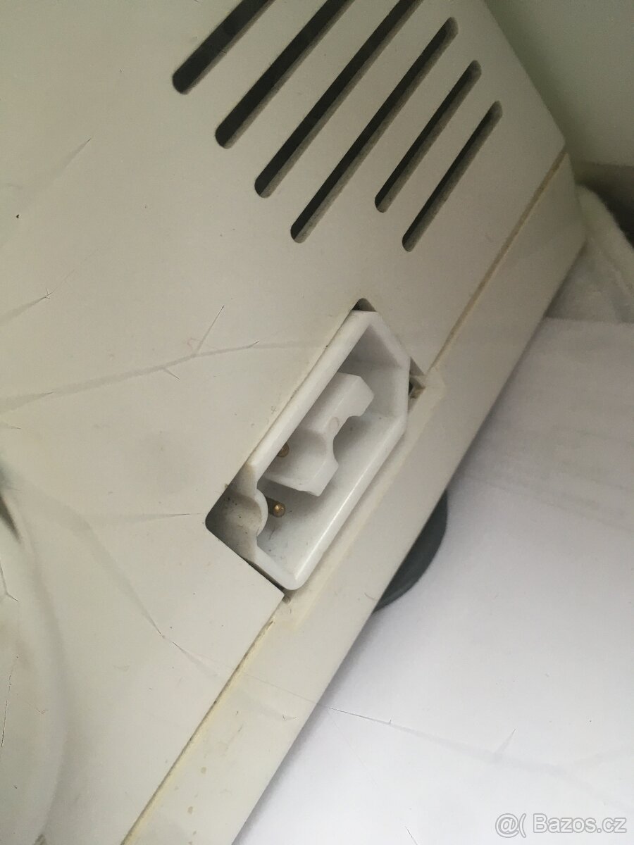 Šicí stroj overlock - 3