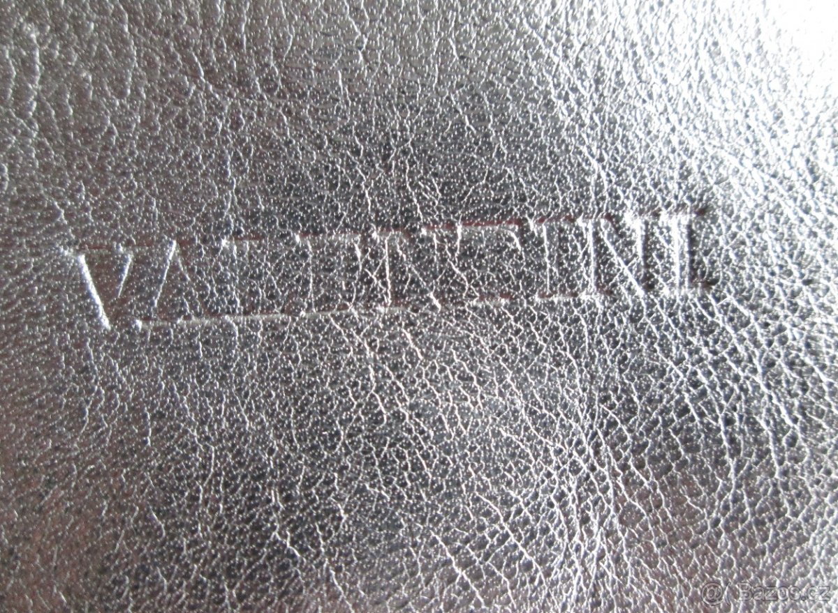 Kabelka přes rameno nebo zápěstí, černá kůže. - 3