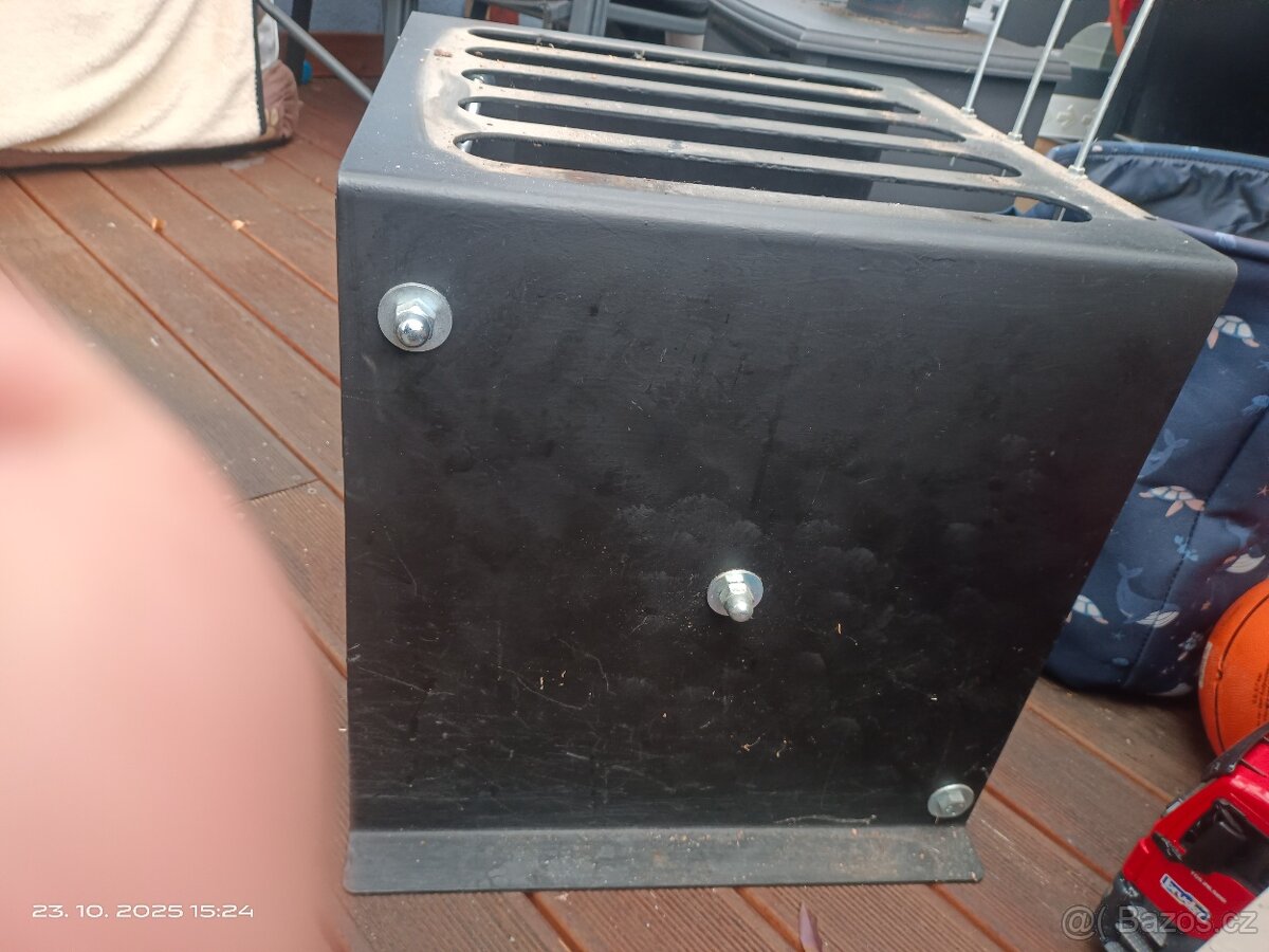 Podstavec pod kamna. - 3