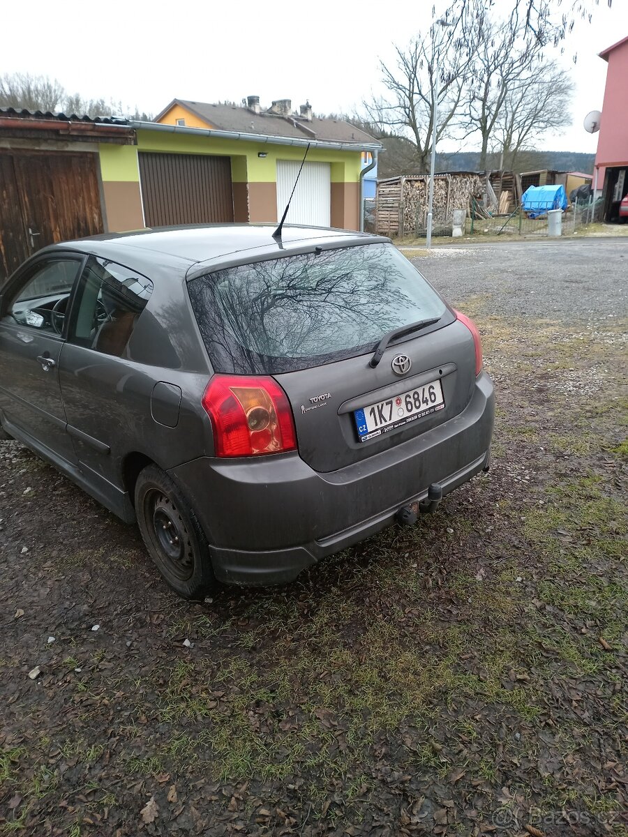 Toyota Corolla 1.4 benzín - 3