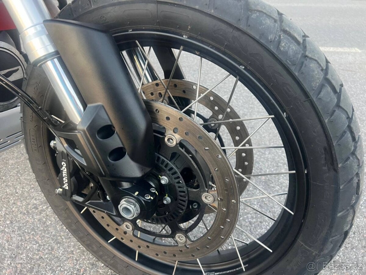 Moto Guzzi V 85 TT - 3