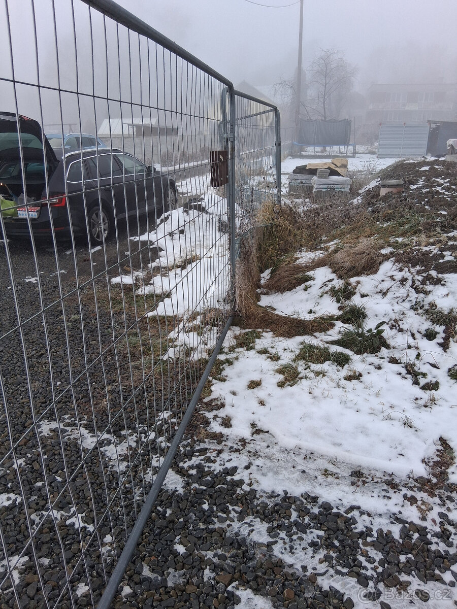 Mobilní oplocení - 3