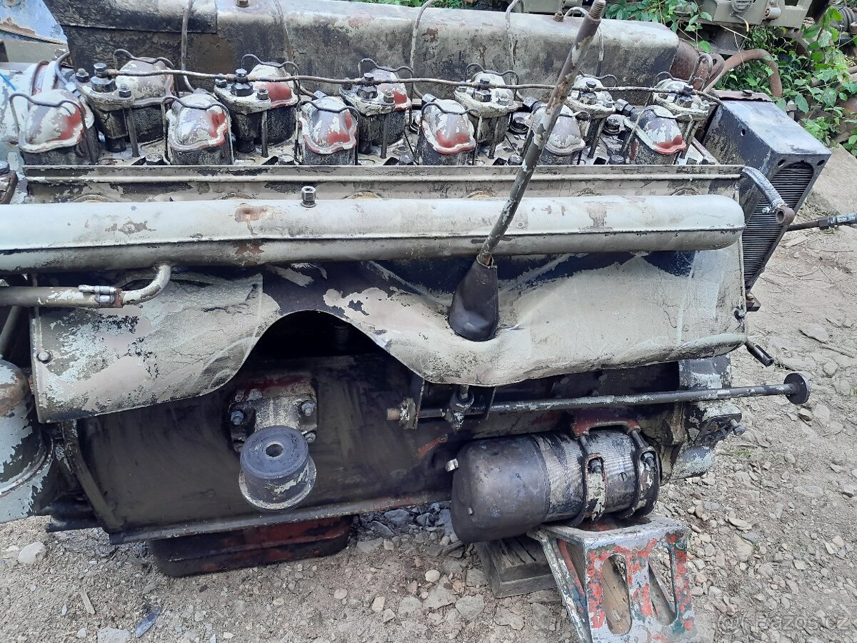 Praga V3S motor M2 - 3